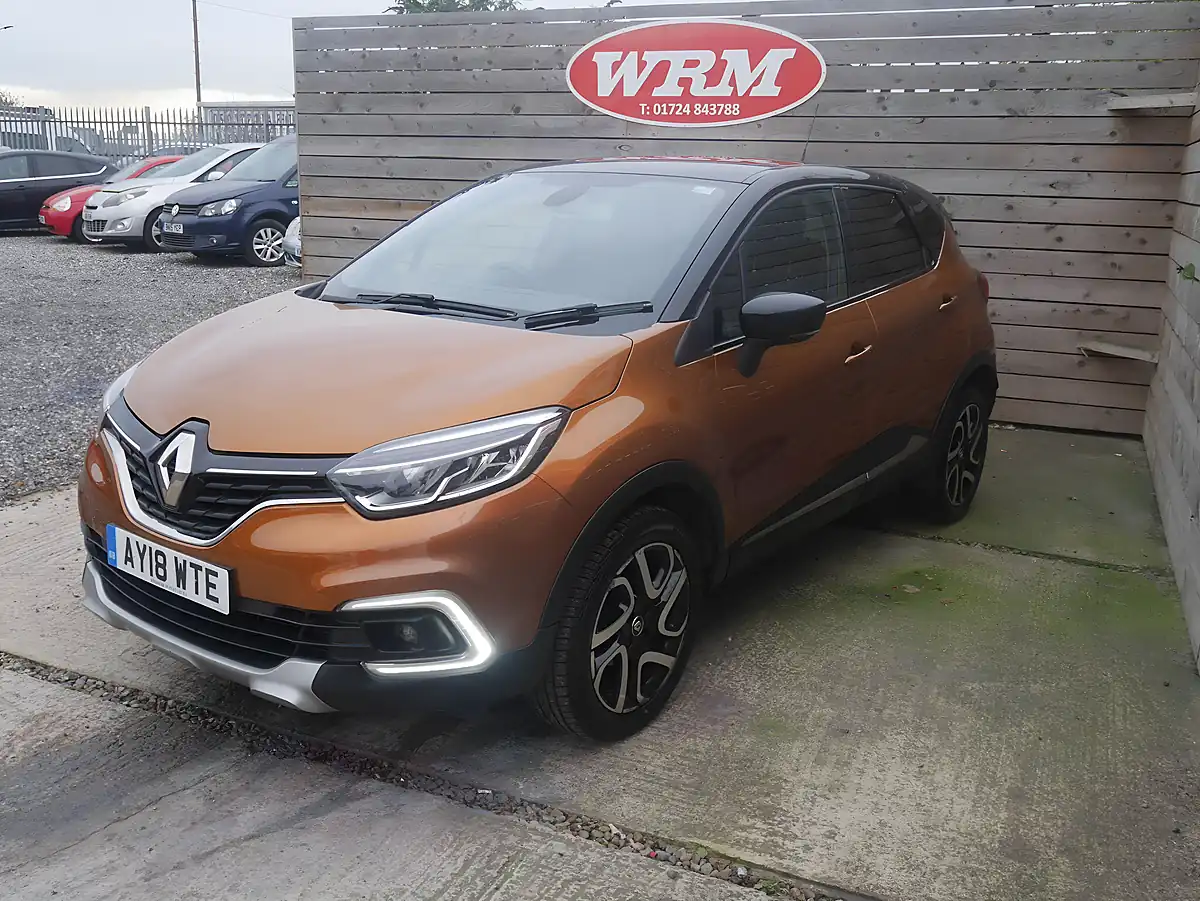 Used 2018 Renault Captur Dynamique S Nav Desert Orange / Black Roof - Interior and Exterior details 4