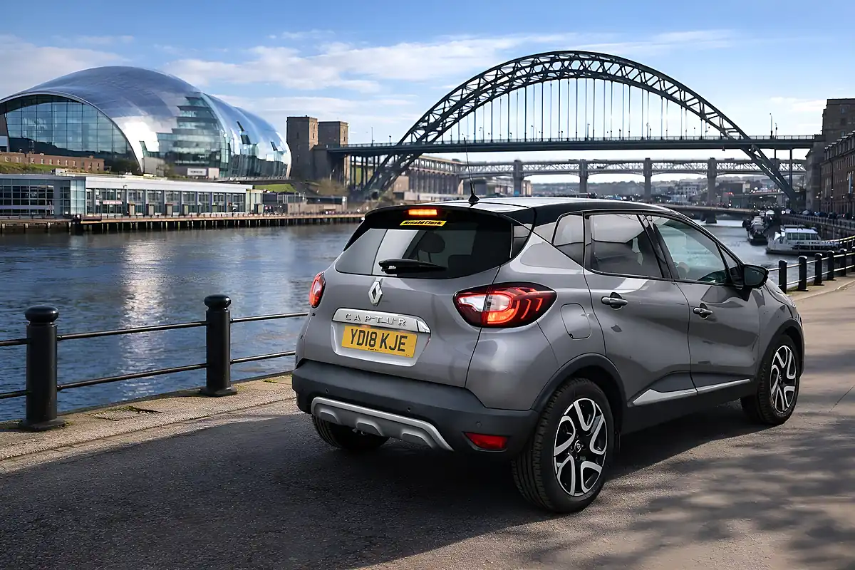 Used 2018 Renault Captur Dynamique S Nav Grey - Interior and Exterior details 2