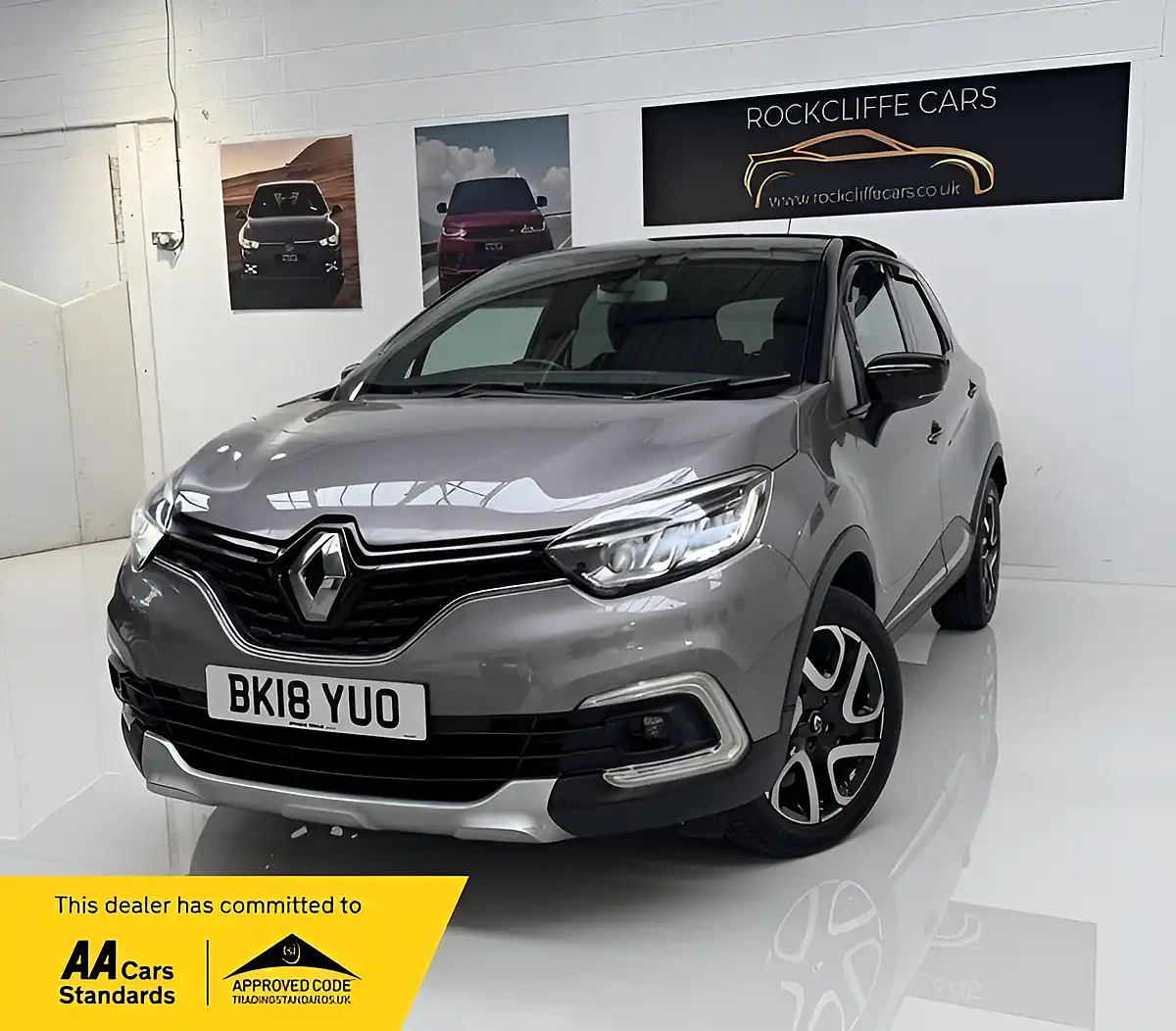 Used 2018 Renault Captur Dynamique S Nav Grey - Front View