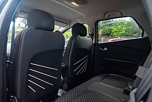 Used 2018 Renault Captur Dynamique S Nav Mercury Silver Metallic - Interior and Exterior details 12