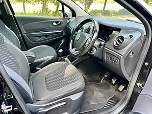Used 2018 Renault Captur Dynamique S Nav Silver - Interior and Exterior details 16