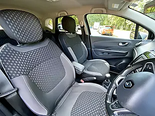 Used 2018 Renault Captur Dynamique S Nav Silver - Interior and Exterior details 18