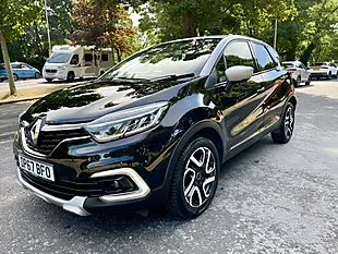 Used 2018 Renault Captur Dynamique S Nav Silver - Interior and Exterior details 3