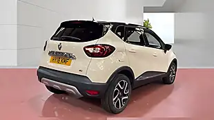 Used 2018 Renault Captur Dynamique S Nav White - Interior and Exterior details 4