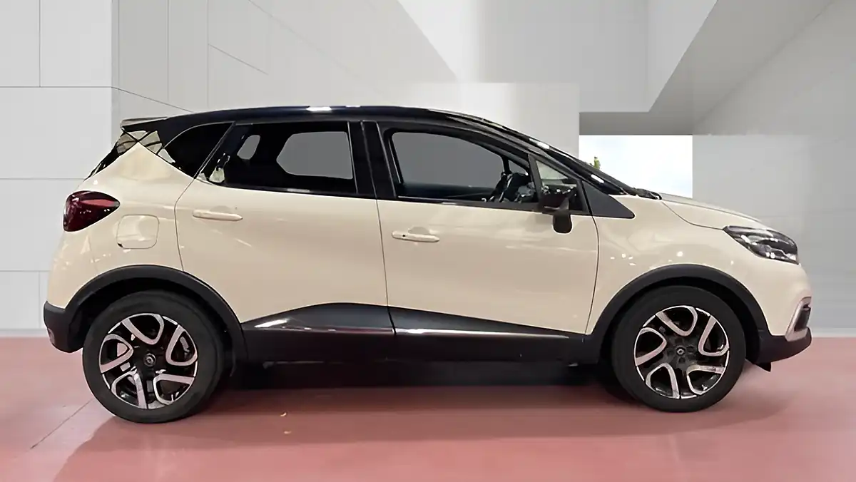 Used 2018 Renault Captur Dynamique S Nav White - Interior and Exterior details 5