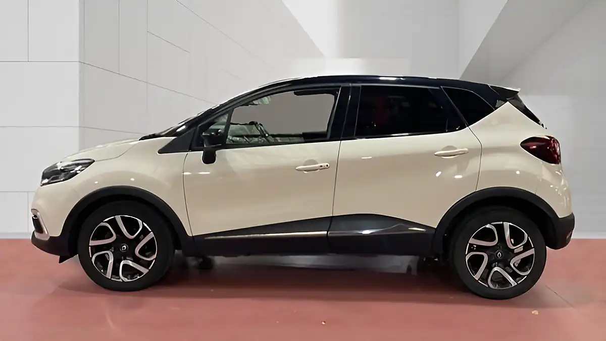 Used 2018 Renault Captur Dynamique S Nav White - Interior and Exterior details 6