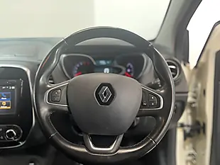 Used 2018 Renault Captur Dynamique S Nav White - Interior and Exterior details 14