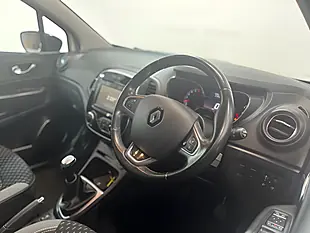 Used 2018 Renault Captur Dynamique S Nav White - Interior and Exterior details 15