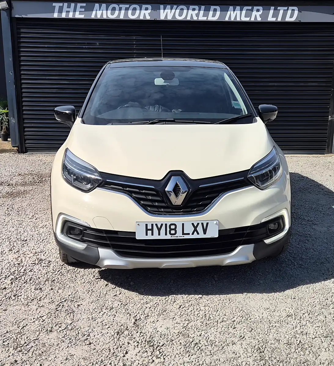 Used 2018 Renault Captur Dynamique S Nav White - Interior and Exterior details 2