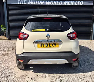 Used 2018 Renault Captur Dynamique S Nav White - Interior and Exterior details 5