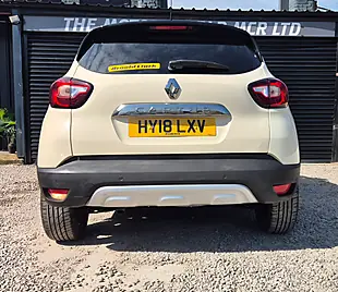 Used 2018 Renault Captur Dynamique S Nav White - Interior and Exterior details 6