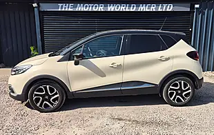 Used 2018 Renault Captur Dynamique S Nav White - Interior and Exterior details 8