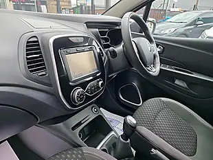 Used 2018 Renault Captur Energy Dynamique Nav Silver - Interior and Exterior details 9