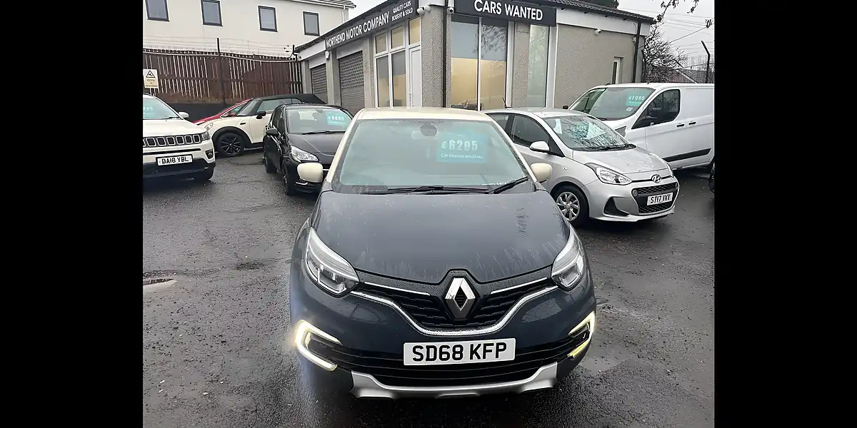 Used 2018 Renault Captur GT Line Blue and Cream - Interior and Exterior details 3