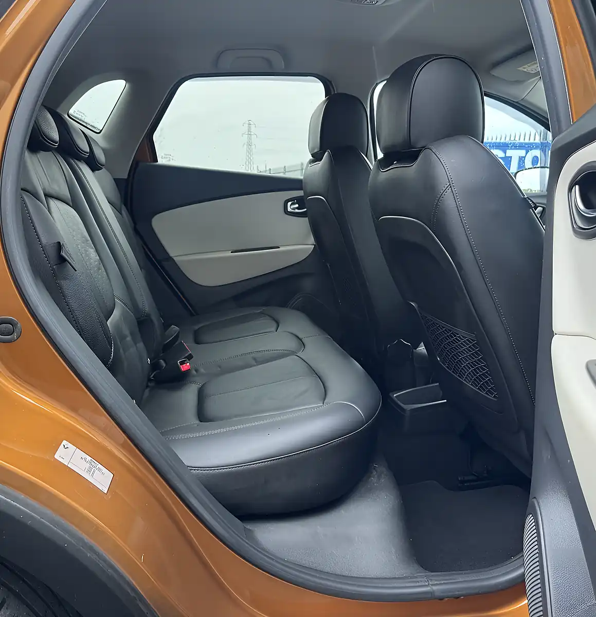 Used 2018 Renault Captur GT Line Desert Orange - Interior and Exterior details 12