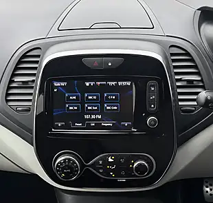 Used 2018 Renault Captur GT Line Desert Orange - Interior and Exterior details 15
