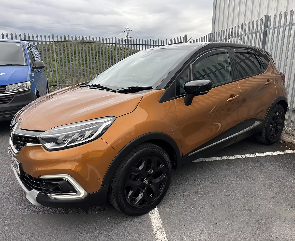 Used 2018 Renault Captur GT Line Desert Orange - Interior and Exterior details 2