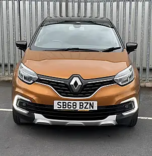 Used 2018 Renault Captur GT Line Desert Orange - Interior and Exterior details 3