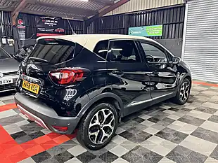 Used 2018 Renault Captur GT Line Diamond Black With Ivory Roof - Interior and Exterior details 12