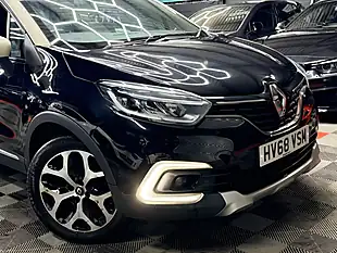 Used 2018 Renault Captur GT Line Diamond Black With Ivory Roof - Interior and Exterior details 2