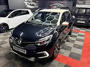 Used 2018 Renault Captur GT Line Diamond Black With Ivory Roof - Interior and Exterior details 3