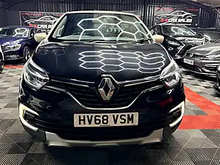 Used 2018 Renault Captur GT Line Diamond Black With Ivory Roof - Interior and Exterior details 6