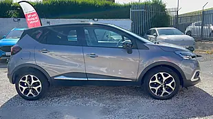 Used 2018 Renault Captur GT Line Grey - Interior and Exterior details 5