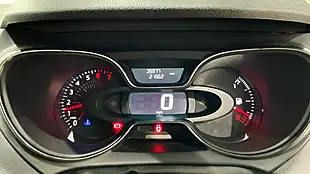 Used 2018 Renault Captur GT Line Grey - Interior and Exterior details 8