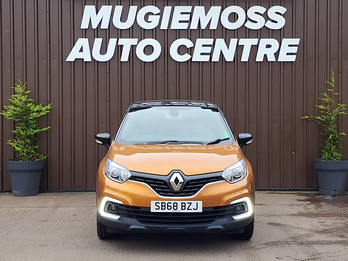 Used 2018 Renault Captur GT Line Orange - Interior and Exterior details 3