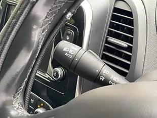 Used 2018 Renault Captur GT Line Silver - Interior and Exterior details 10