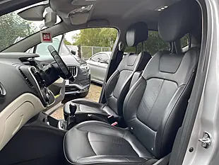 Used 2018 Renault Captur GT Line Silver - Interior and Exterior details 18