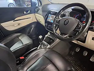 Used 2018 Renault Captur GT Line White - Interior and Exterior details 6