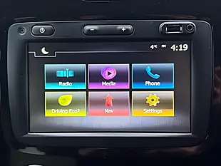 Used 2018 Renault Captur Iconic Black - Interior and Exterior details 16