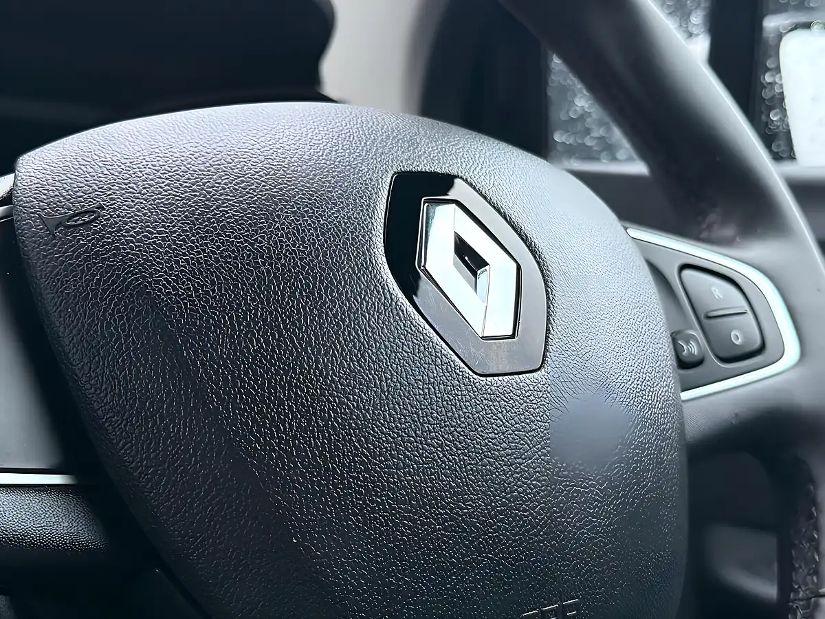 Used 2018 Renault Captur Iconic Black - Interior and Exterior details 20