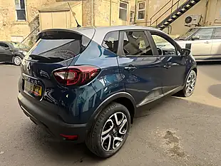 Used 2018 Renault Captur Iconic Blue - Interior and Exterior details 4