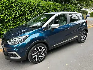 Used 2018 Renault Captur Iconic Blue - Interior and Exterior details 17