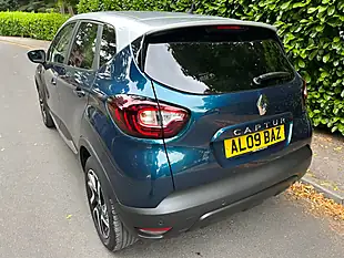 Used 2018 Renault Captur Iconic Blue - Interior and Exterior details 20