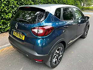 Used 2018 Renault Captur Iconic Blue - Interior and Exterior details 5