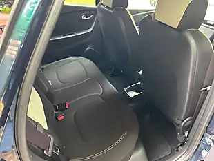 Used 2018 Renault Captur Iconic Blue - Interior and Exterior details 6