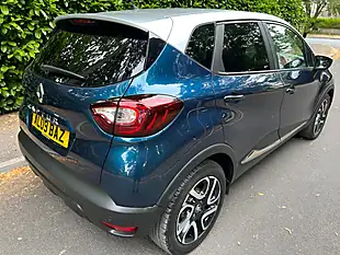 Used 2018 Renault Captur Iconic Blue - Interior and Exterior details 8