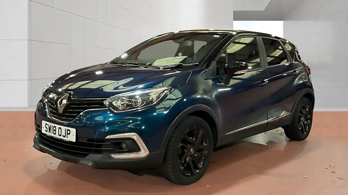 Used 2018 Renault Captur Iconic Blue - Interior and Exterior details 2