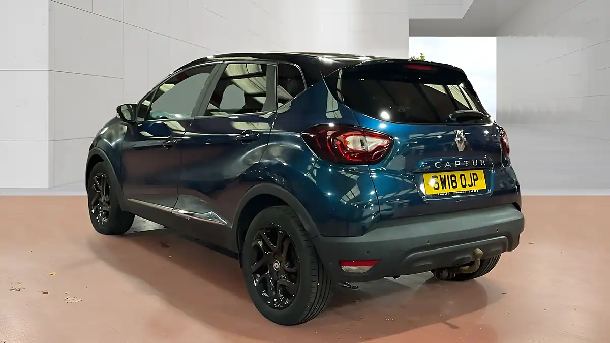 Used 2018 Renault Captur Iconic Blue - Interior and Exterior details 3