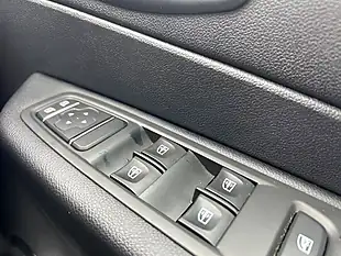 Used 2018 Renault Captur Iconic Grey - Interior and Exterior details 10