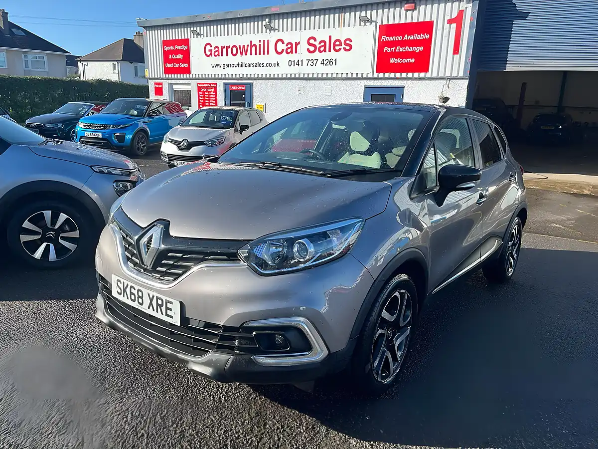Used 2018 Renault Captur Iconic Grey - Front View