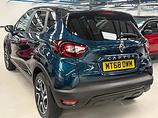 Used 2018 Renault Captur Iconic Ocean Blue - Interior and Exterior details 10