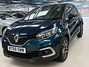 Used 2018 Renault Captur Iconic Ocean Blue - Interior and Exterior details 2