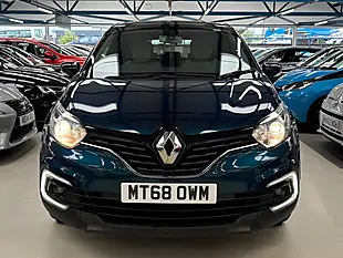 Used 2018 Renault Captur Iconic Ocean Blue - Interior and Exterior details 7