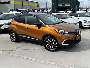 Used 2018 Renault Captur Iconic Orange - Interior and Exterior details 2