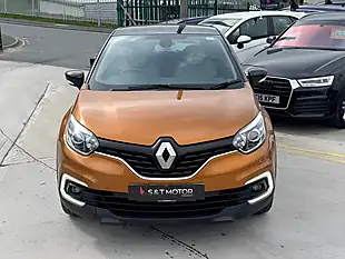 Used 2018 Renault Captur Iconic Orange - Interior and Exterior details 3