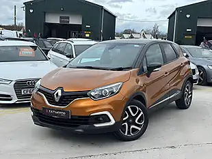 Used 2018 Renault Captur Iconic Orange - Interior and Exterior details 6